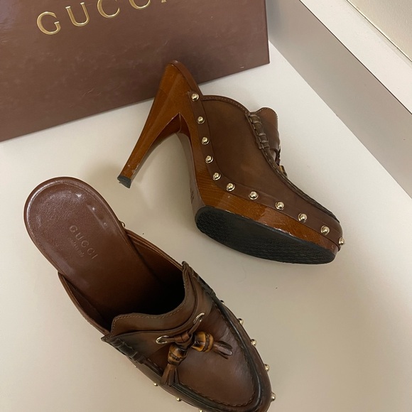 Gucci pumps 
Lightly used 
Like new - Picture 7 of 16